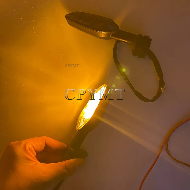 Luz LED de señal de giro para  - Car Accessories Xuv 700 reseña y precio