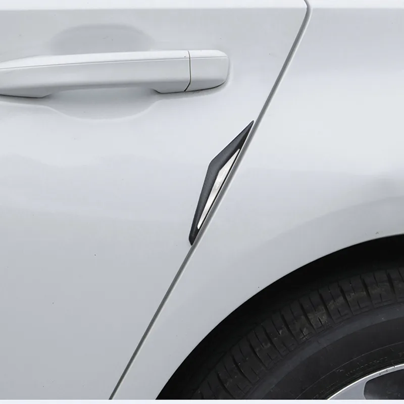 4 Uds. Pegatinas 3d protectora - Car Accessories Xuv 300 reseña y precio